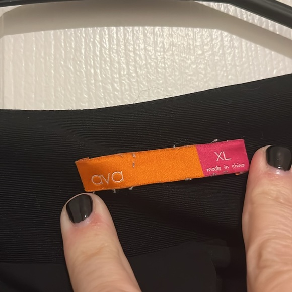 Ava XL black and gray blazer great for fall and winter - Picture 2 of 5